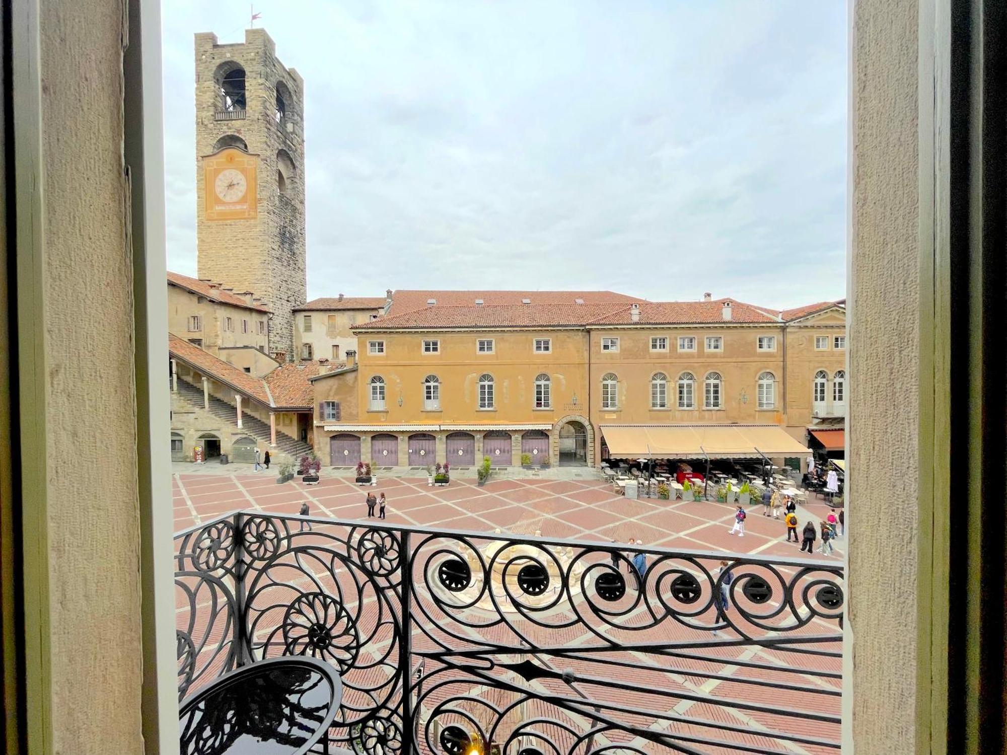 Best View Boutique Apartments Bergamo Exterior photo